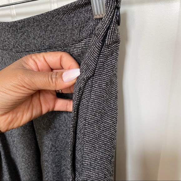 Urban by Urban Renewal Midi A Line Pleated Skirt - Picture 8 of 13